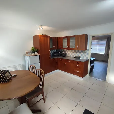 Arena Eiss Meadowhall Interchange Off Road Parking With Cctv Holiday home