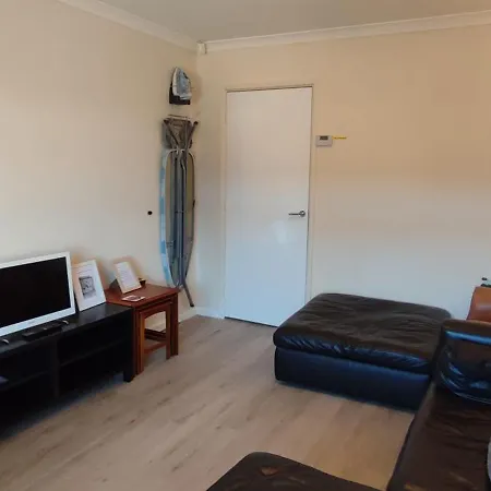 Holiday home Arena Eiss Meadowhall Interchange Off Road Parking With Cctv Sheffield